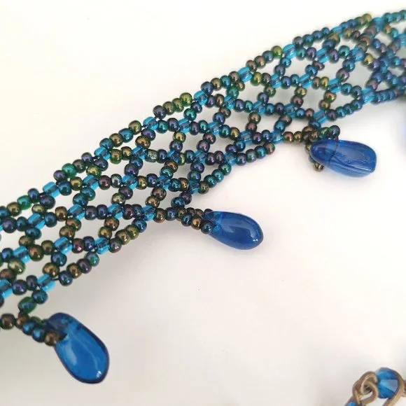 Bule and multi color iridescent seed bead choker with blue glass beads - Picture 12 of 12